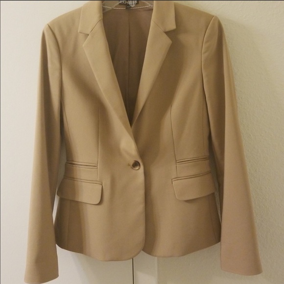 Beautiful camel color blazer — no flaws - Picture 1 of 3